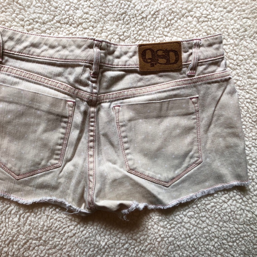 Light Pink&White Shorts